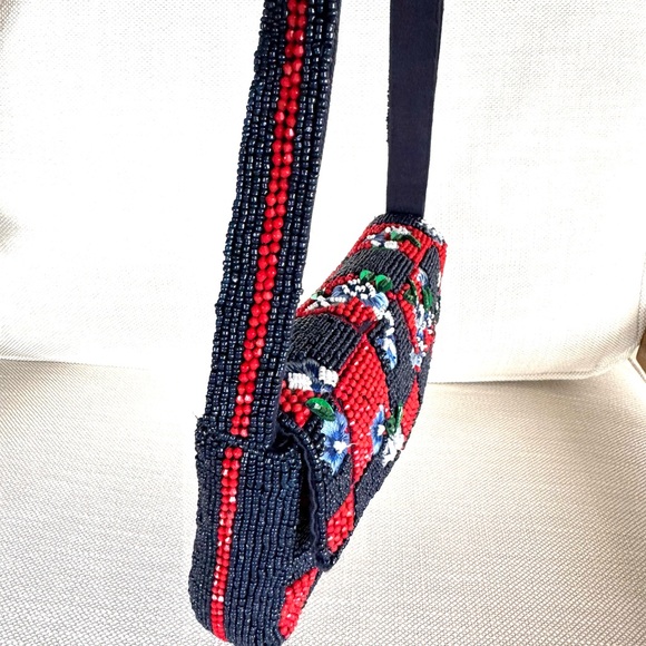 ANTHROPOLOGIE NWT The Fiona Beaded Checkered Floral Shoulder Bag Red Navy - Picture 3 of 8